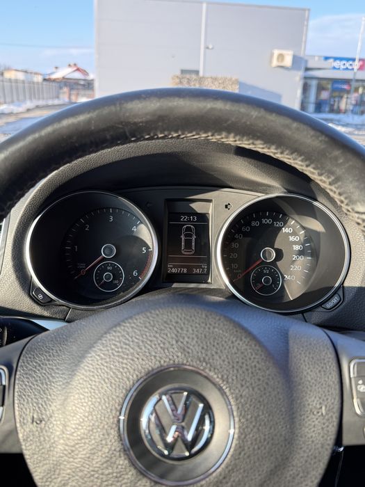 VOLKSWAGEN Golf 2010 — imagine 5