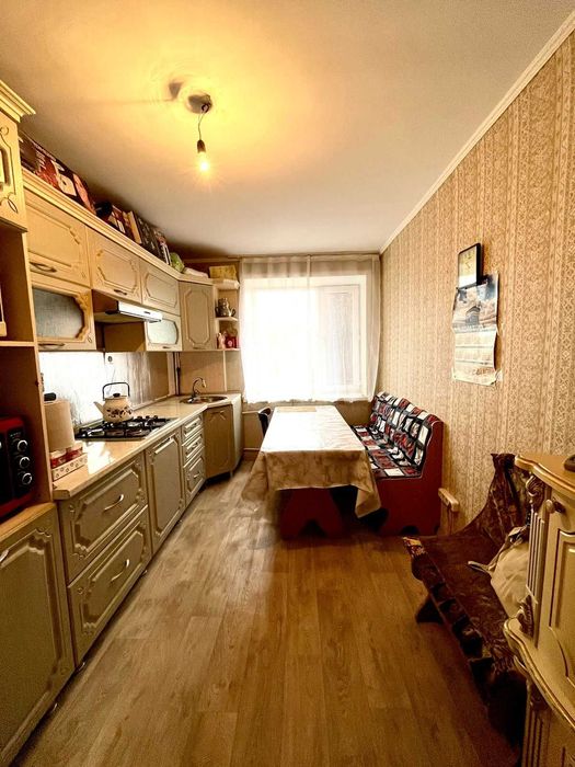 Продаётся 3-х комн ОКТ