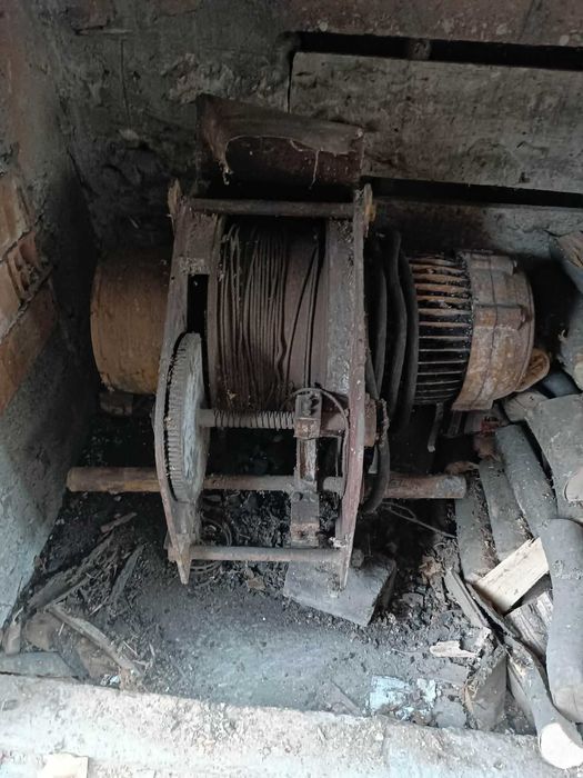 Електрическа лебедка