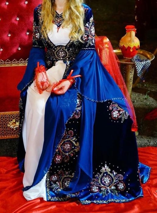 Кафтан за Къна син цвят