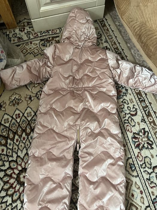 Продам детские комбинезоны