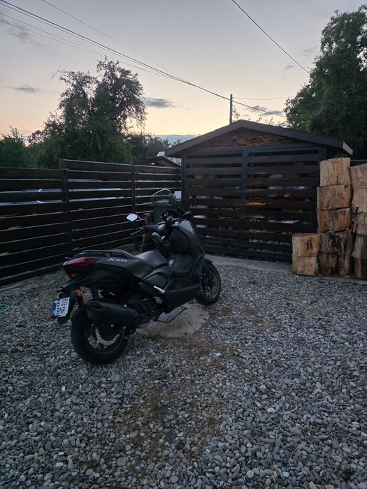 Yamaha Xmax 125 2024