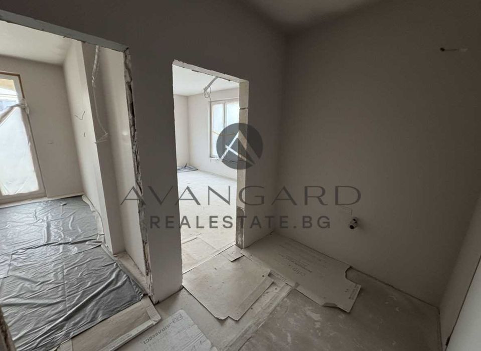 оф.24858 Пред акт 16 двустаен в ниска сграда/ Алати