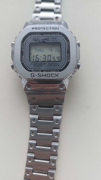 Продам часы пр-во Япония, оригинал.