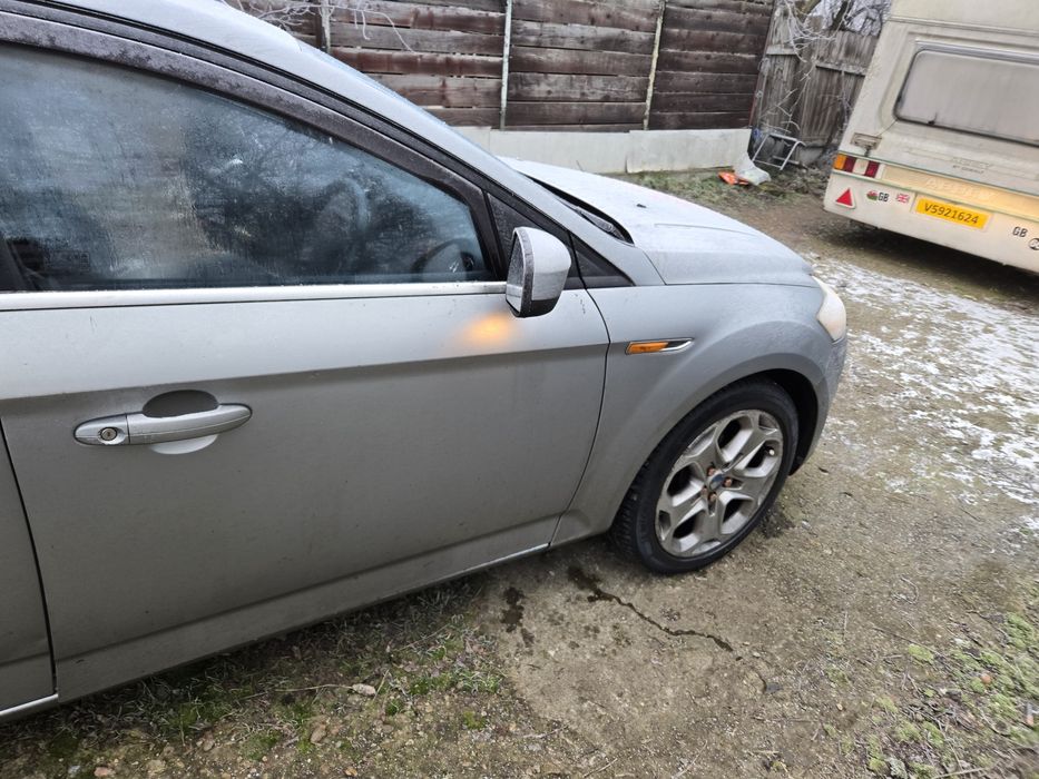 Ford mondeo titanium