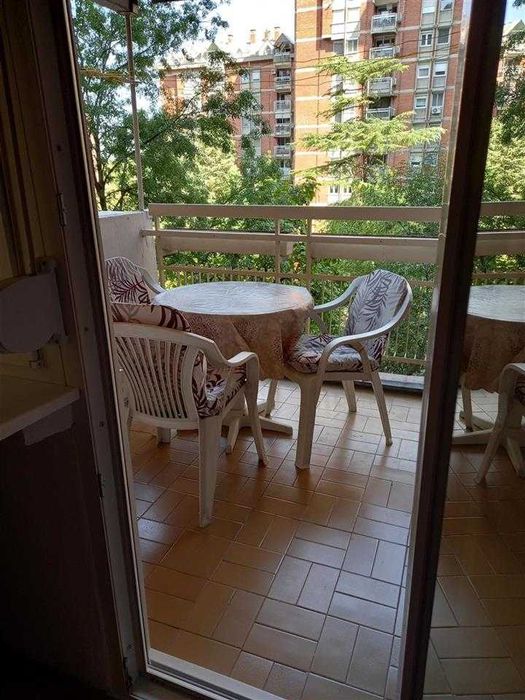 Дава се под наем Двустаен апартамент в Пловдив, Младежки Хълм - 68 кв.м за 341.7 € - Снимка #1