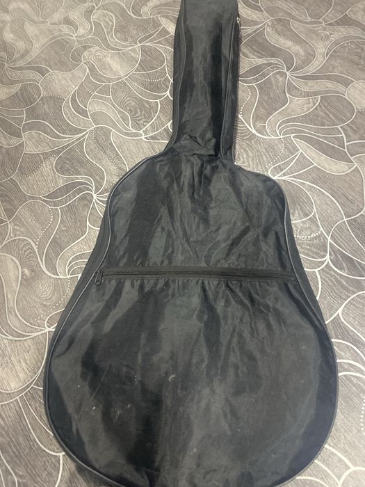 Акустическая гитара + чехол | срочная продажа