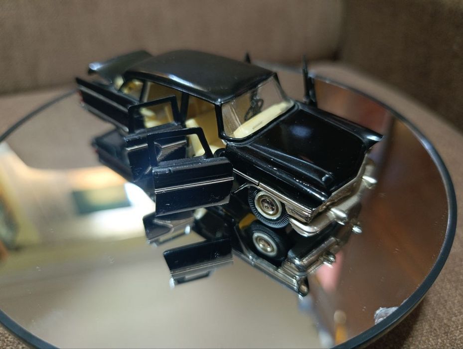 Модель Чайка газ-13 а15  СССР 1/43