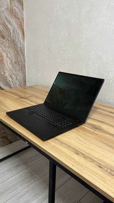 sro'chna nootebook sotiladi
