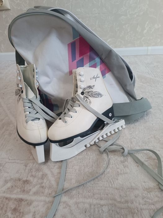 Коньки детские новые