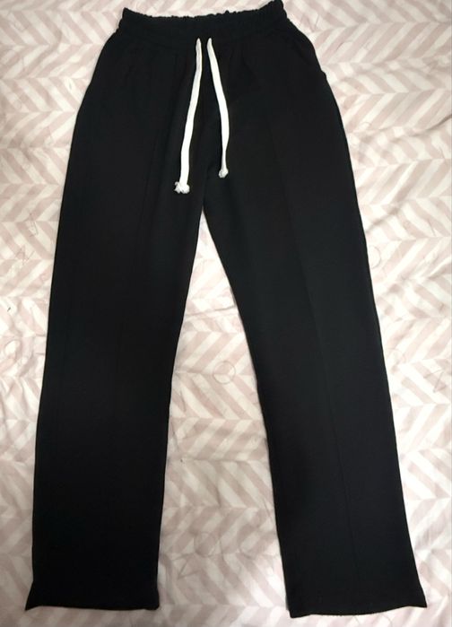 Pantaloni lejeri stil baggy