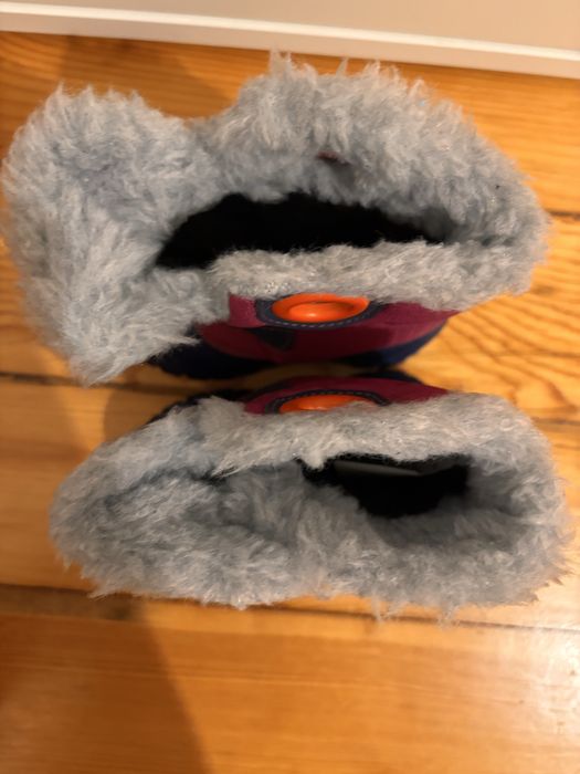 Детски апрески/ботуши