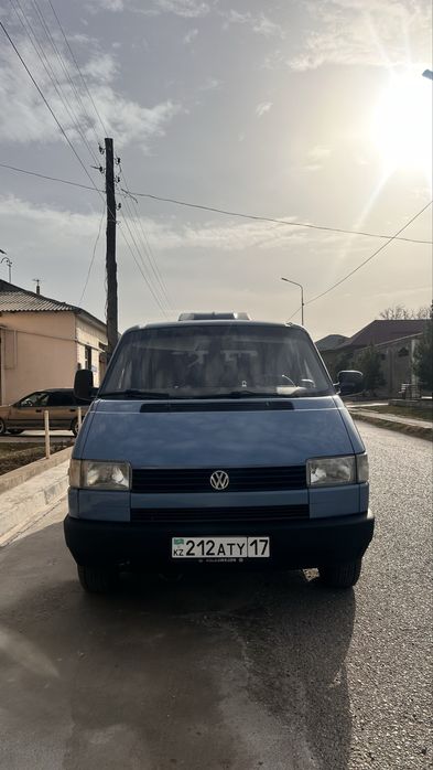 Продается бусик т4