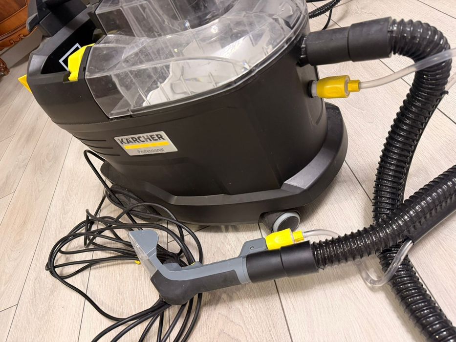 Продаю моющий пылесос KARCHER