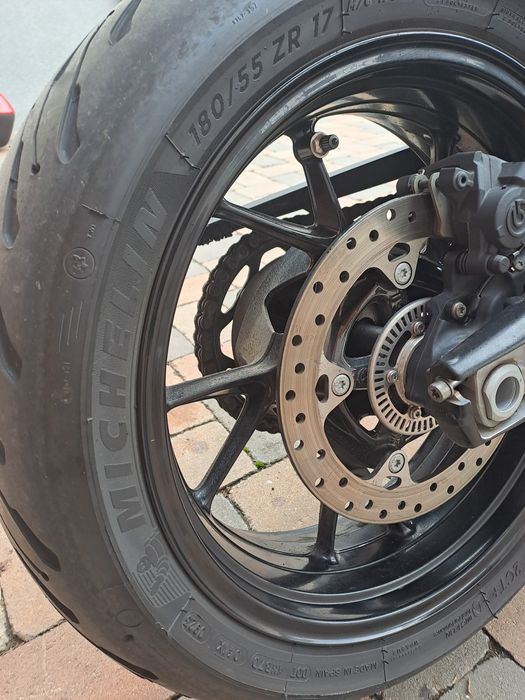 Vând Bmw f900R Stare Ca Nouă Garanție