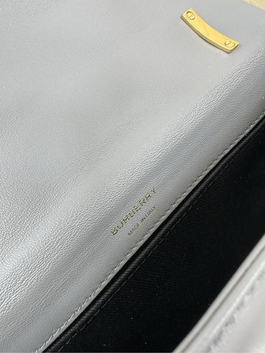 Geanta Burberry