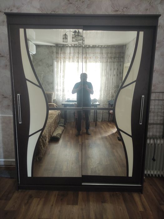 Продам шкаф купе