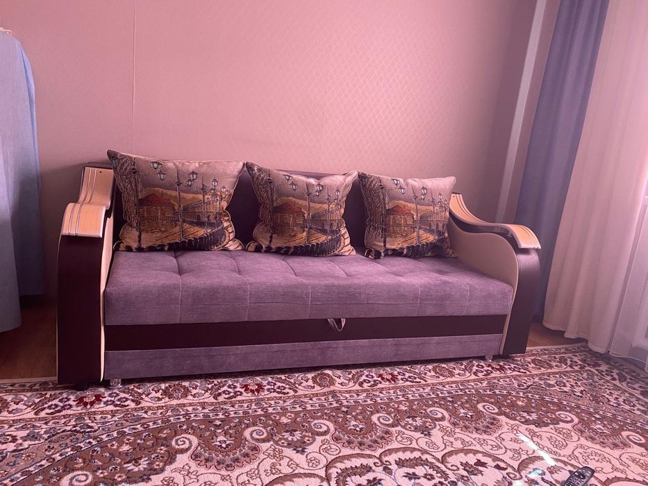 Диван и кресло для гостиной