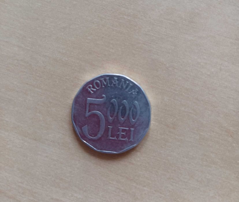 Moneda 5000 lei 2002