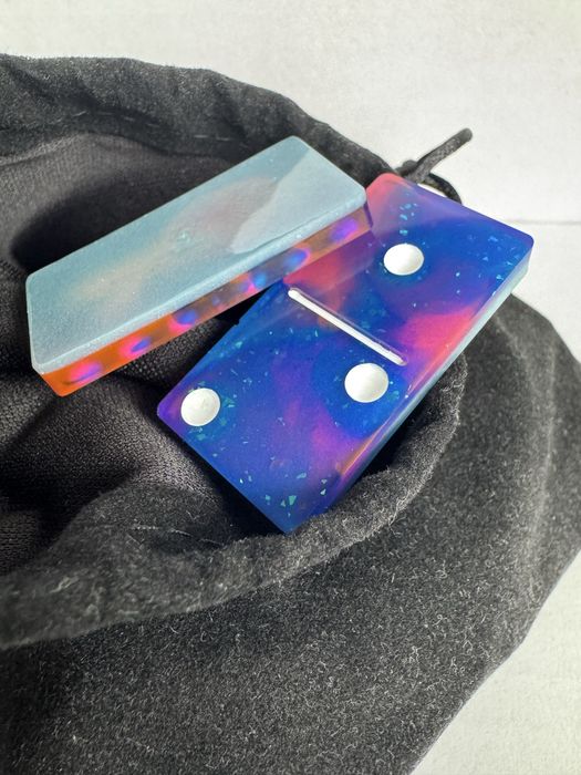Домино  – Модел „Galaxy“, Ръчно изработено