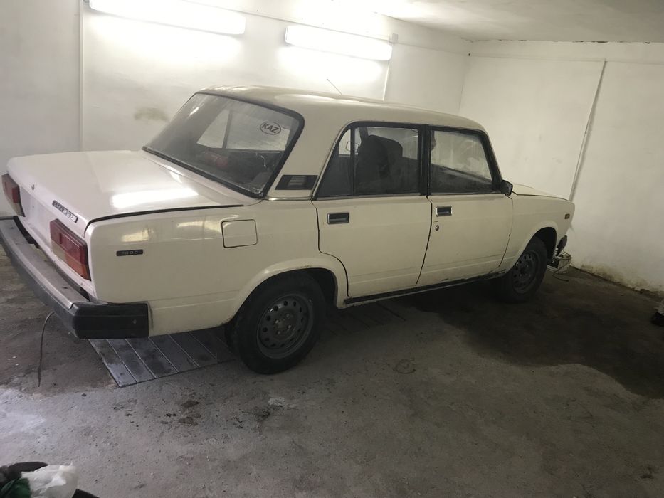 Ваз 2107 продам 250000