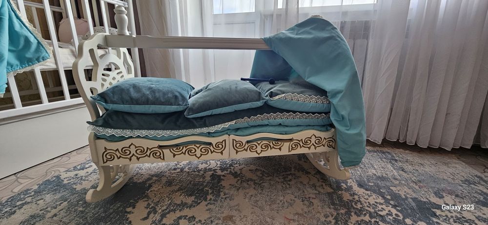 Продам бесик в отличном состоянии