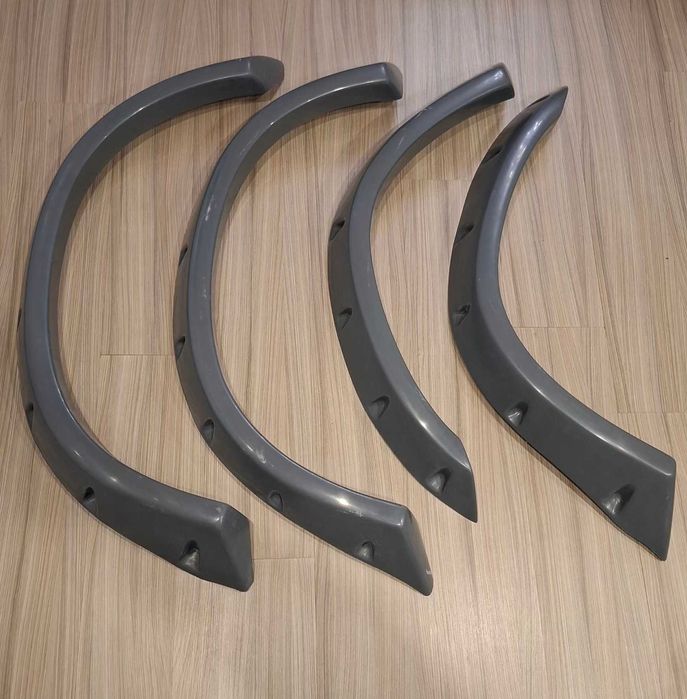 Уширители (раздувки) за калници Mitsubishi Pajero Sport