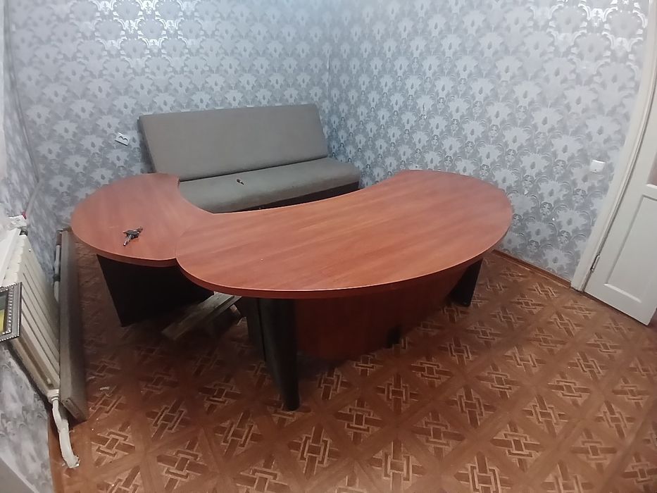 Стол руководителя  письменный  стол