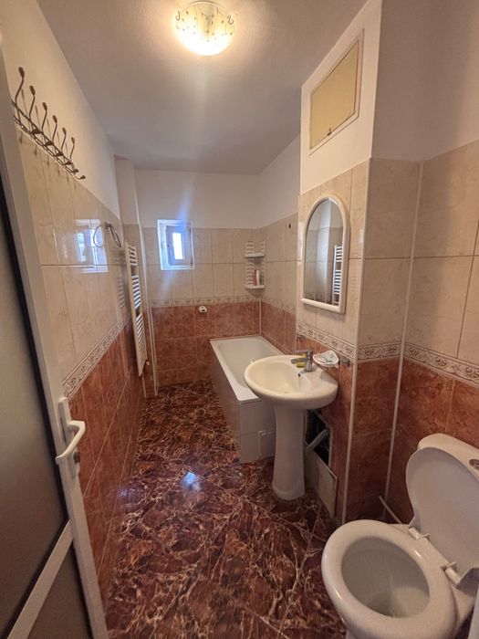 Apartament 3 camere - Stefan cel mare