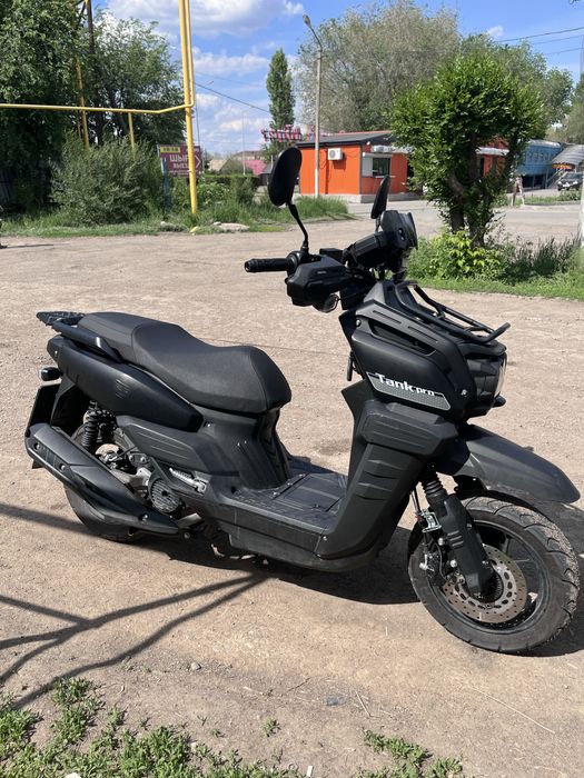 Продается скутер танк