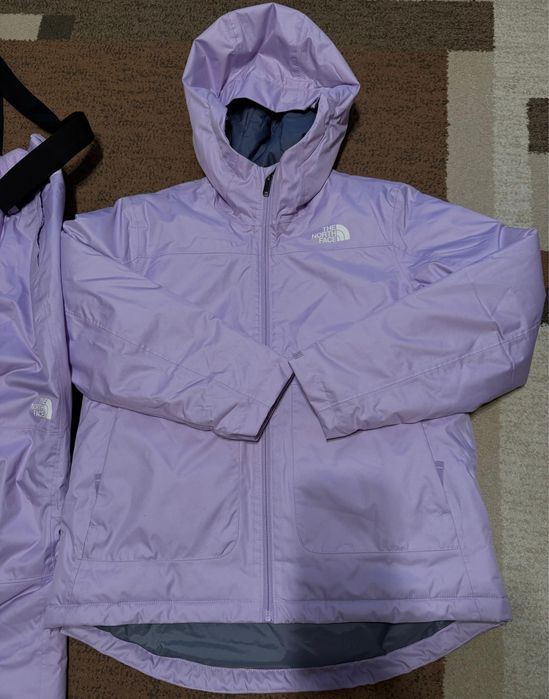 Costum snowboard/ski The North Face 160-170 cm, geacă + pantaloni