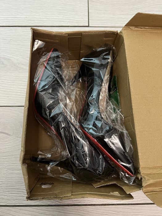 Продам женские туфли