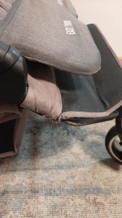 Количка за близнаци