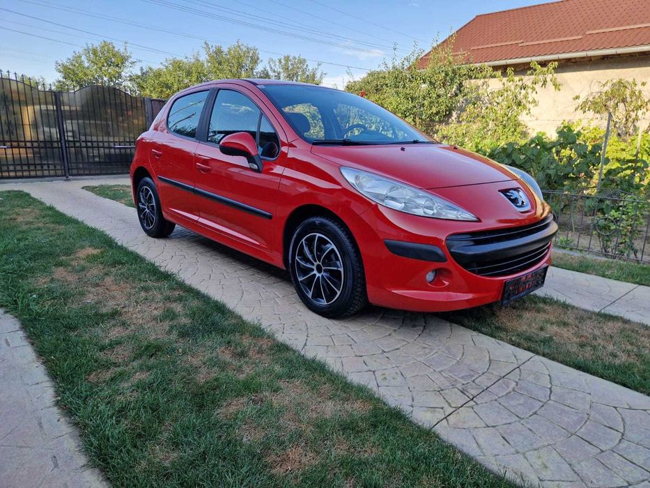 Peugeot 207 1.4 MPI Benzină 75 CP 2007