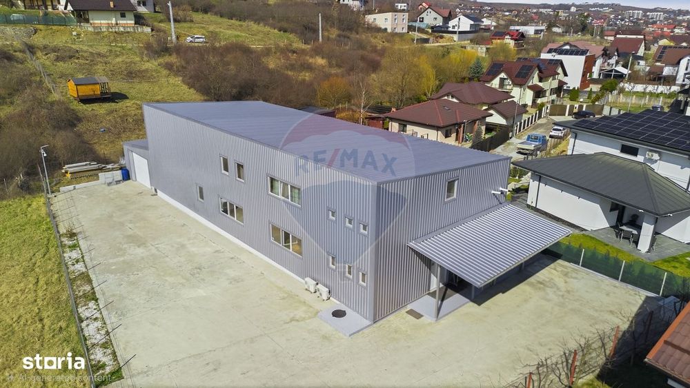 Hală Multifuncțională de Vânzare 600mp și Teren 924mp în Bucium - Iași