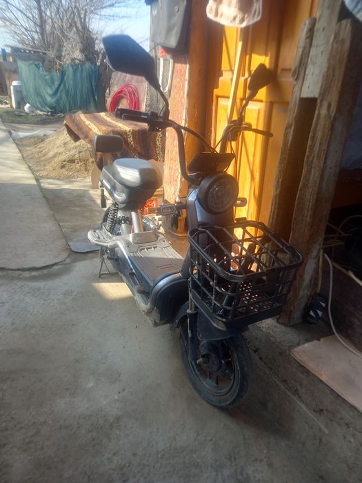 Продам электро велик срочно