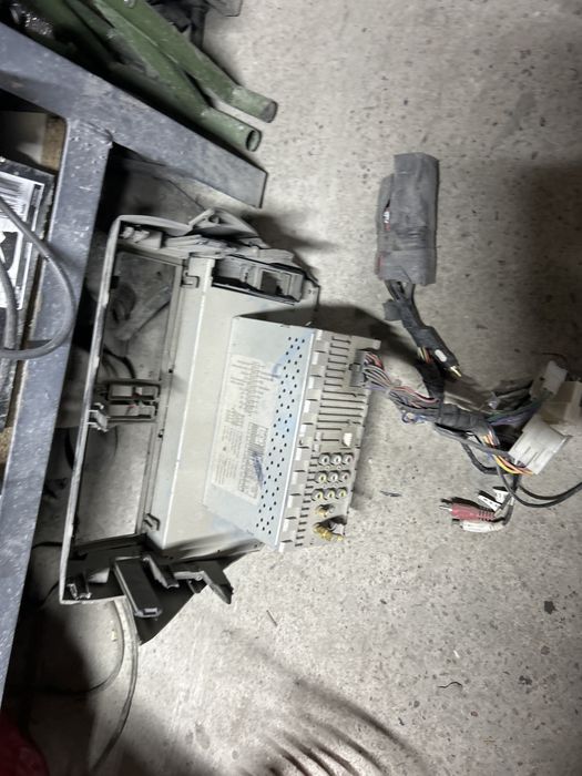 Дисплей прадо 150