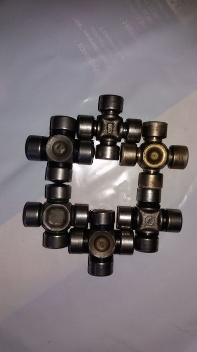 Рулевые карданчики (крестовины).