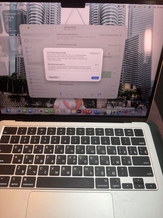 Продам Macbook air M4 16гб
