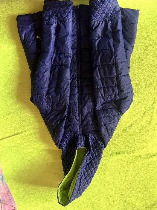 Продам две осенней куртки