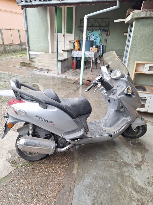 Kymco grand dink 250