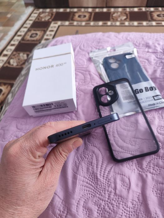 Honor 400 нов в използване