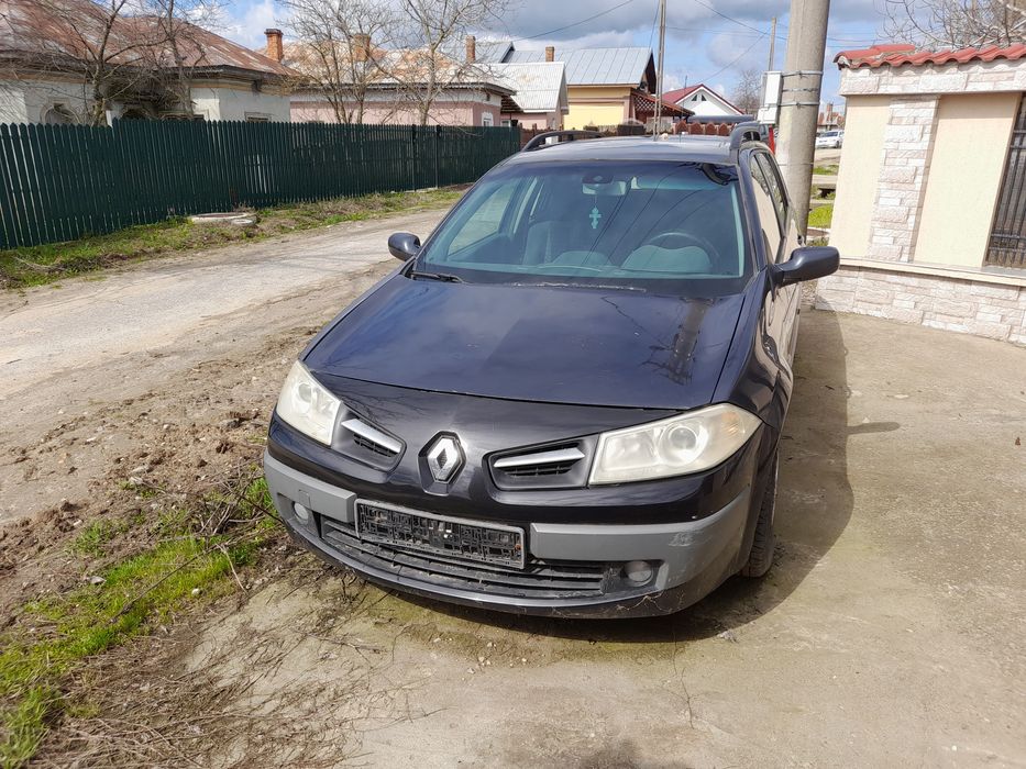Vând 2 mașini pt Dezmebrari