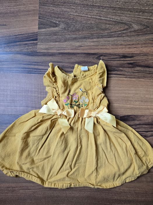 Рокли за момиче от 3 до 6 месеца