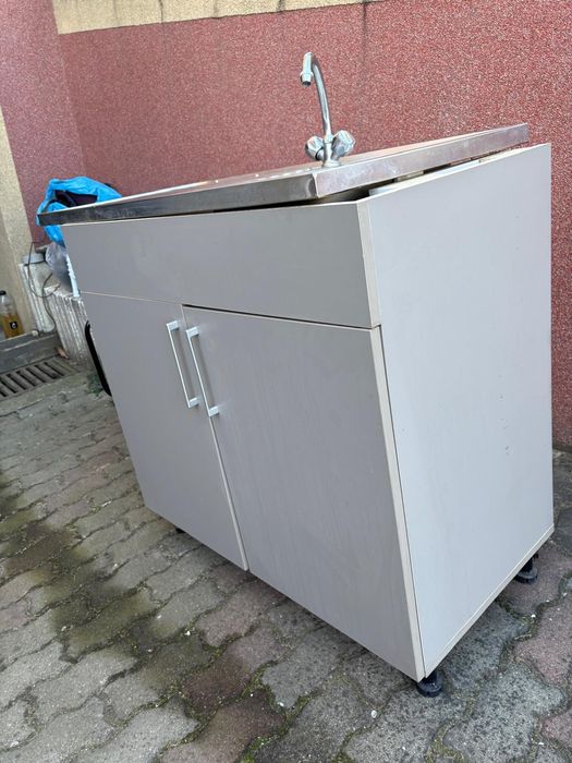 Vând chiuveta de bucătărie