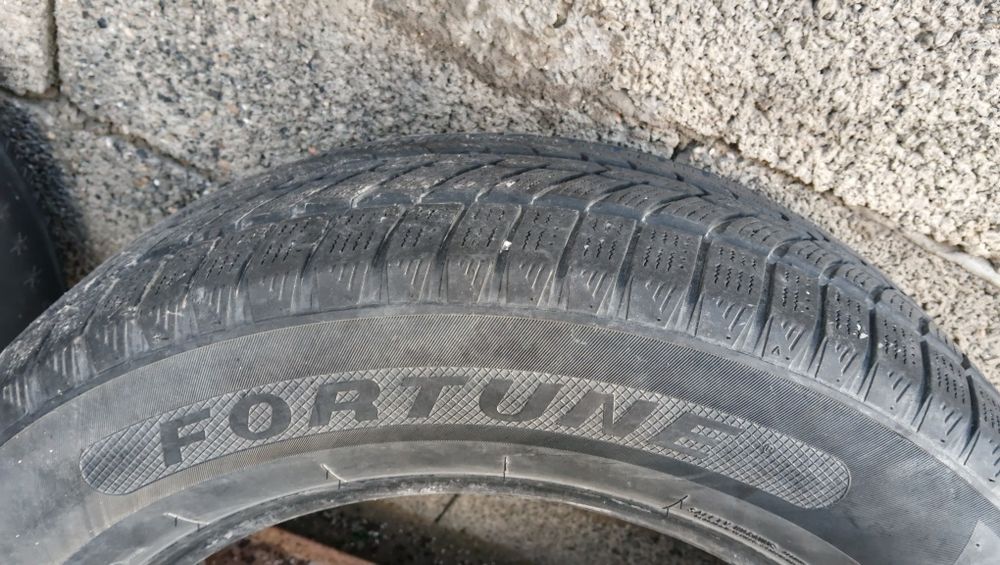 Продам шины 17 размера