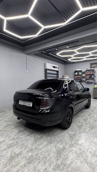 Lada granta avtamat sotiladi !