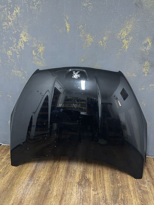 Capota fata cu capitonaj Peugeot 508 2010-2014 culoare negru