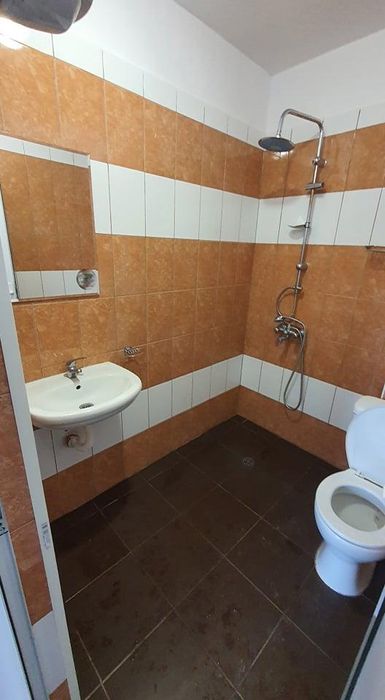 Дава се под наем Едностаен апартамент в Пловдив, Център - 30 кв.м за 250 € - Снимка #3