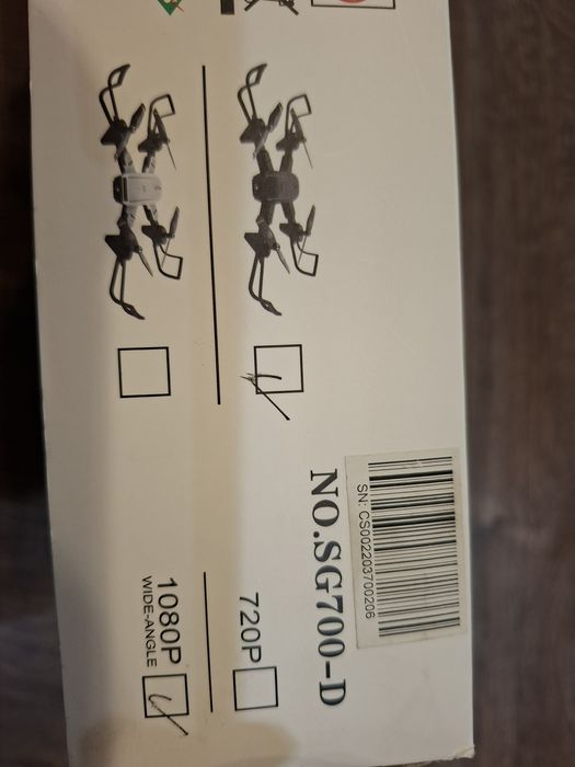 Дрон  модел SG700-D